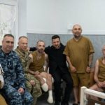 Зеленський в Одесі нагородив поранених захисників і медиків, назвавши їх гордістю країни