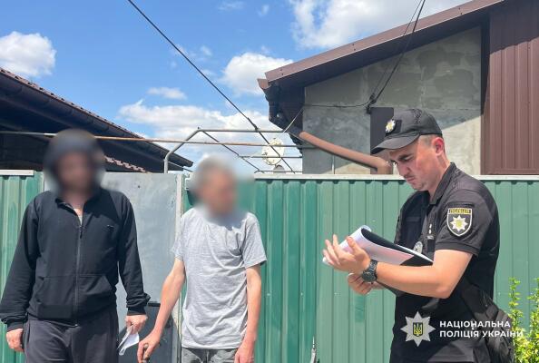 В Одеській області викрили незаконний збут зброї та гранат, затримали підозрюваного