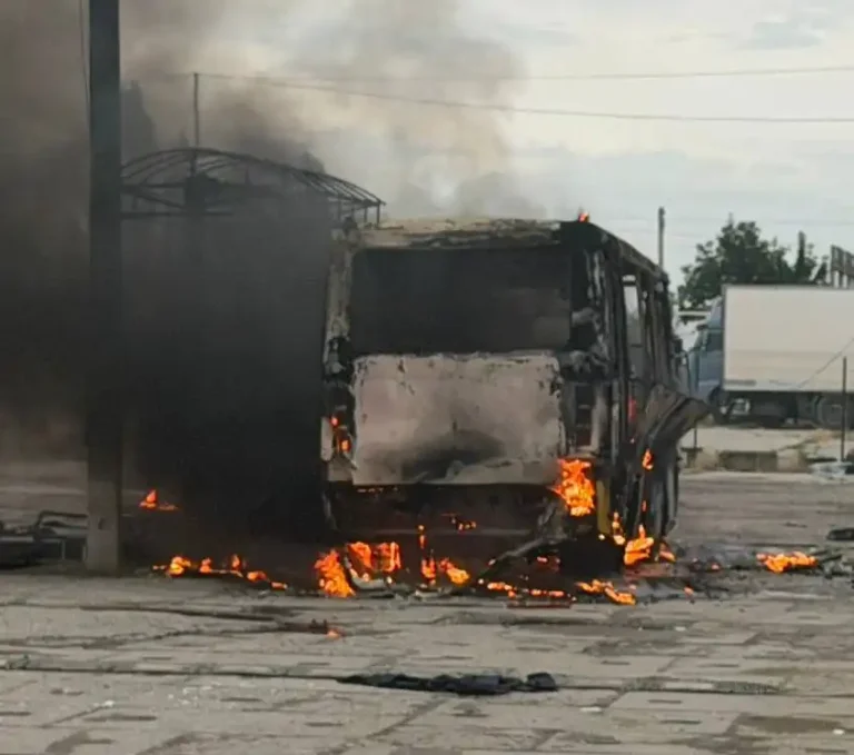 Після вечірнього удару по Одесі — двоє загиблих і кілька поранених