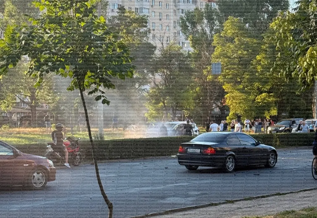 На Таїрова в Одесі прогримів вибух автомобіля — що відомо