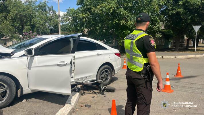 На Одещині за кілька хвилин сталися дві ДТП: загинув водій електросамоката, серед поранених — підліток ФОТО