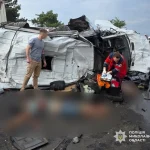 Дев’ятеро загинули внаслідок зіткнення автобуса з вантажівкою на трасі Одеса—Миколаїв