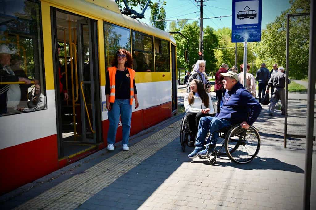 В Одесі стартує оновлений серпневий розклад інклюзивних автобусів із переліком маршрутів