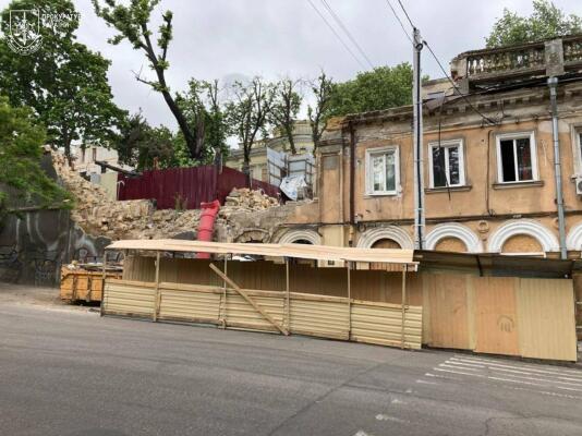 В Одесі судитимуть колишню чиновницю мерії за завищені витрати на відбудову будинку після атаки РФ