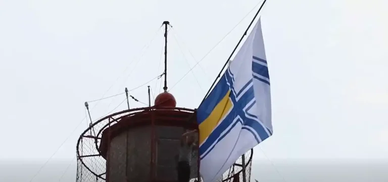 Воронцовський маяк — символ стійкості й надії: як Одеса відзначає День ВМС