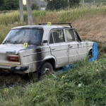 У Одещині сімейний конфлікт переріс у підпал: син знищив дві автівки батька — ФОТО