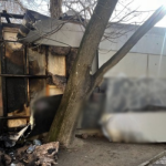 Підозрюваний у підпалі квіткового павільйону в Одесі мовчить про мотиви — що відомо, ФОТО