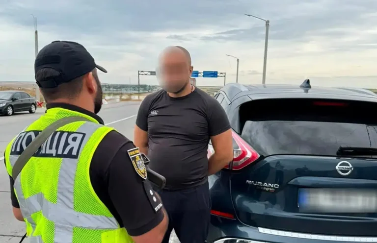Водію позашляховика повідомили про підозру після аварії на трасі Одеса–Миколаїв, в якій загинули 12 осіб