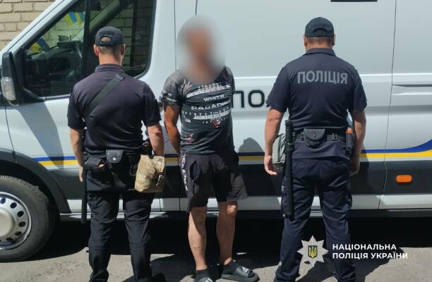 У нетверезому стані військовий закинув гранату біля ліцею на Одещині — постраждав 13‑річний хлопець