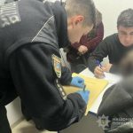 На Одещині нападники зв’язали пенсіонерів і, погрожуючи ножем, відібрали 12 тисяч гривень — отримали до 12 років ув’язнення