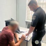 У Одеській області дитина зателефонувала до поліції: чоловік побив рідних і погрожував правоохоронцям