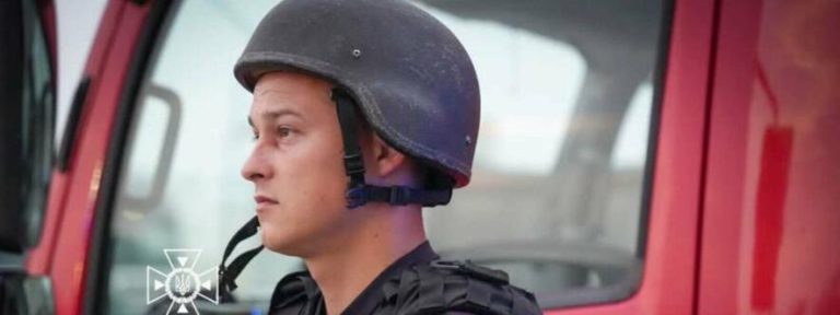 В Одеській області під час пожежі чоловіка з важкими опіками госпіталізувала швидка