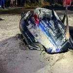 В Одесі легковик під час руху провалився під асфальт і потонув (ФОТО)