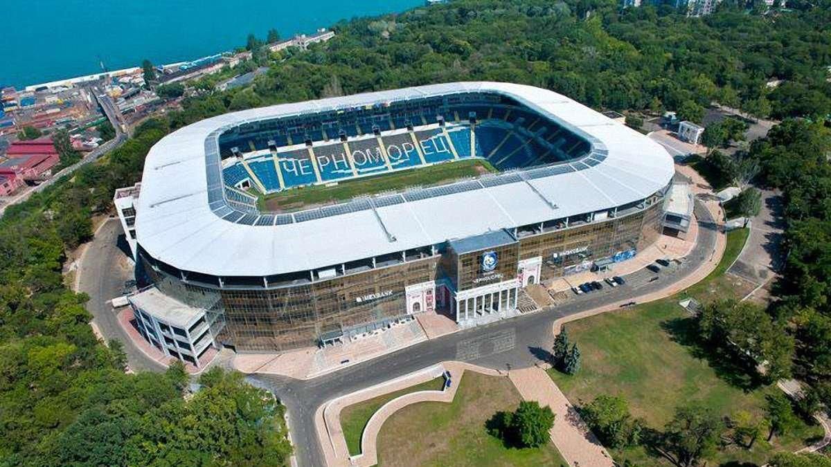 Стадіон «Чорноморець» в Одесі зазнав удару від Росії — є поранені (оновлюється)
