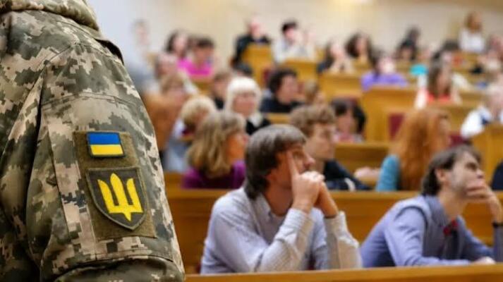 20-річний одесит постане перед судом за обіцянку «вирішити питання» з ТЦК за $1400