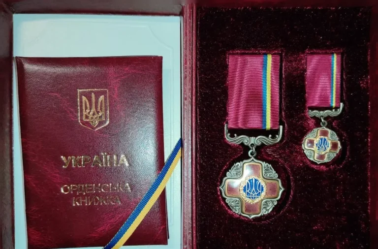 Напередодні Дня Незалежності Зеленський вручив відзнаки п’ятьом одеситам — хто вони