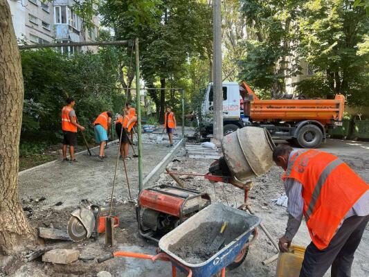 У провулку Банному в Одесі розпочався капітальний ремонт — без ям і з пандусами
