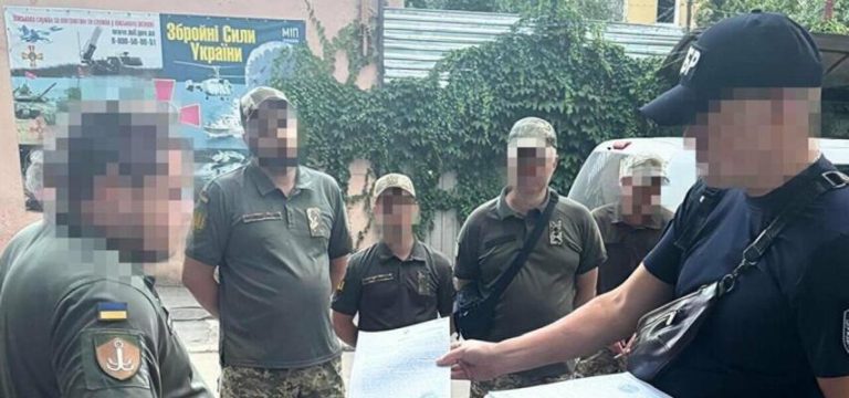 Десятьом співробітникам Одеського ТЦК повідомили про підозру в катуваннях під час мобілізації