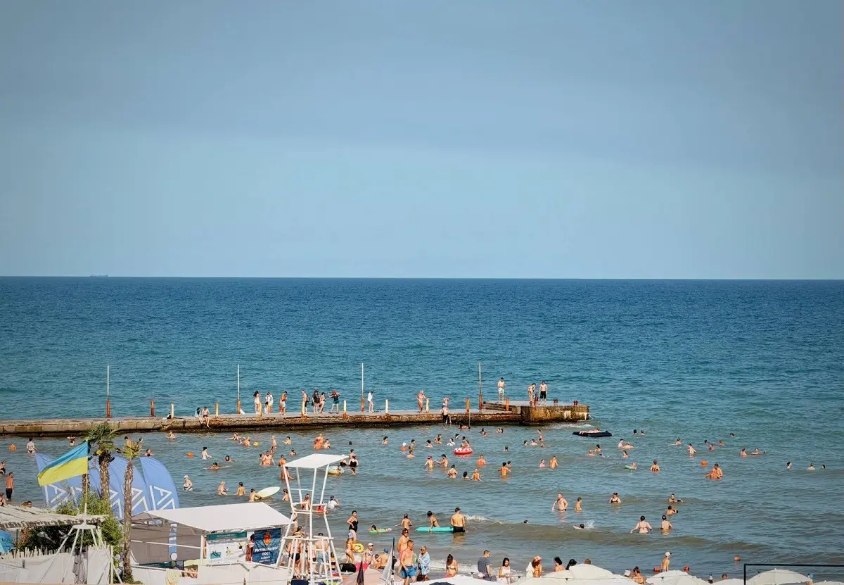 Біля Одеси море тішитиме відпочивальників: температура води 3 серпня