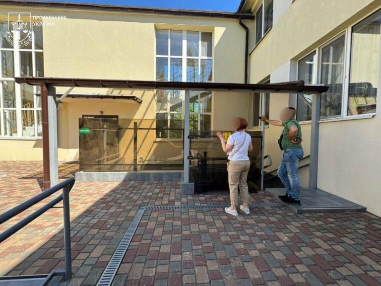 На Одещині інженеру повідомили підозру через майже 320 тисяч збитків під час облаштування дитячого укриття