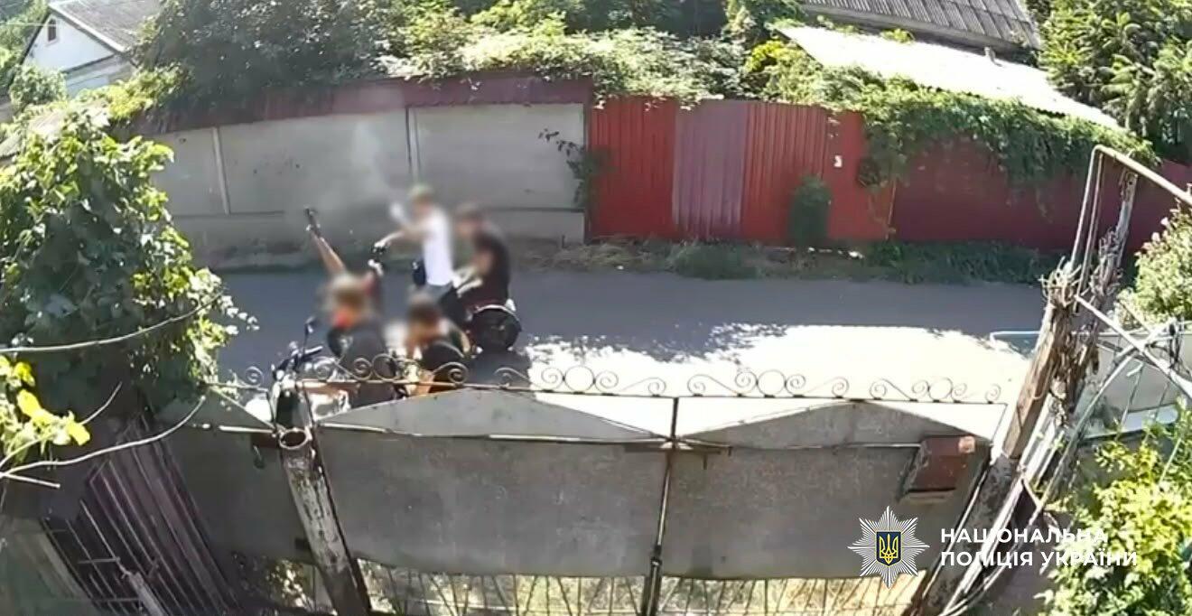 16-річний підліток влаштував стрілянину у приватному секторі Одеси заради забави