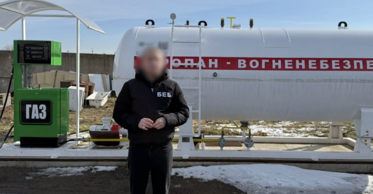 На Одещині до суду скерували «підставного» керівника паливної компанії, який підписував документи за $300