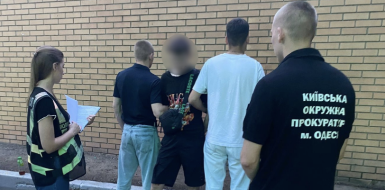 20-річний одесит вимагав $1400 за послуги з ТЦК, щоб уникнути мобілізації