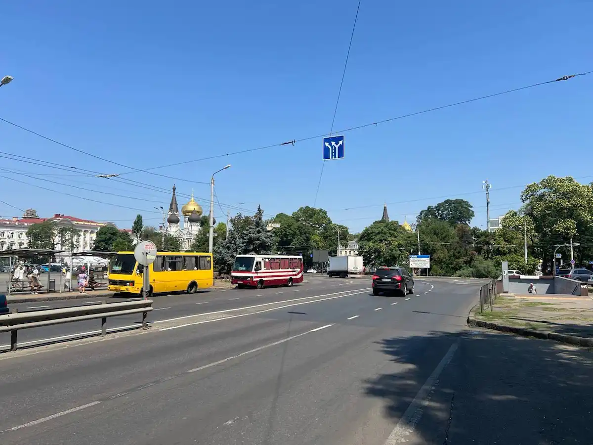Оновлена схема руху на Середньофонтанській в Одесі — що має знати кожен водій