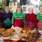Печуть 16 годин і вшановують як святий: таємниця хліба з Криничного на Одещині