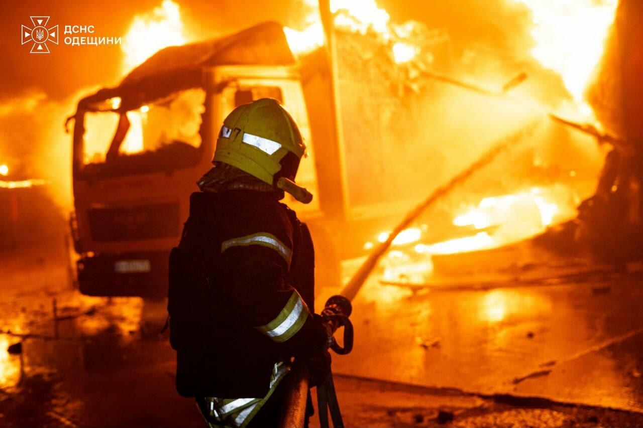 27 вересня — вибухи на Одещині: РФ здійснила масовану атаку на південь області, оновлюється