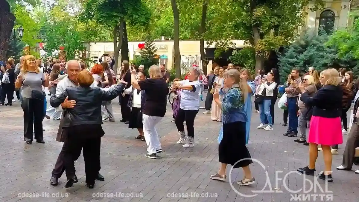 В Одесі пройшов фестиваль «Планета довгожителів» з танцями та навчальними заходами