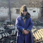 «Без неї вони б згоріли заживо»: під Одесою власниця притулку «Люблячі серця» усю ніч рятувала тварин після удару рф