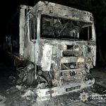 В Одесі затримали 26-річну жінку, яка підпалила дві фури, але не отримала грошей