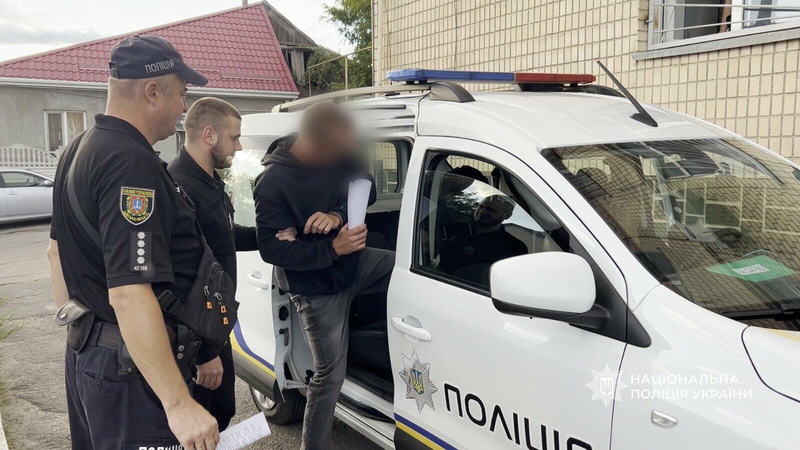 У Одеській області п’яна сварка переросла у вибух гранати — двоє чоловіків поранені
