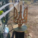 В Одеській області на могилах військових пошкодили тризуби — поліція розшукує винних