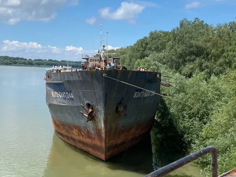 АРМА оголосила аукціон із продажу 9 суден, пошкоджених у результаті російських атак, які знаходяться в Ізмаїлі