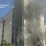 РФ застосувала ударні дрони по центру Одеси — горить бізнес-центр (фото, ) (ОНОВЛЮЄТЬСЯ)
