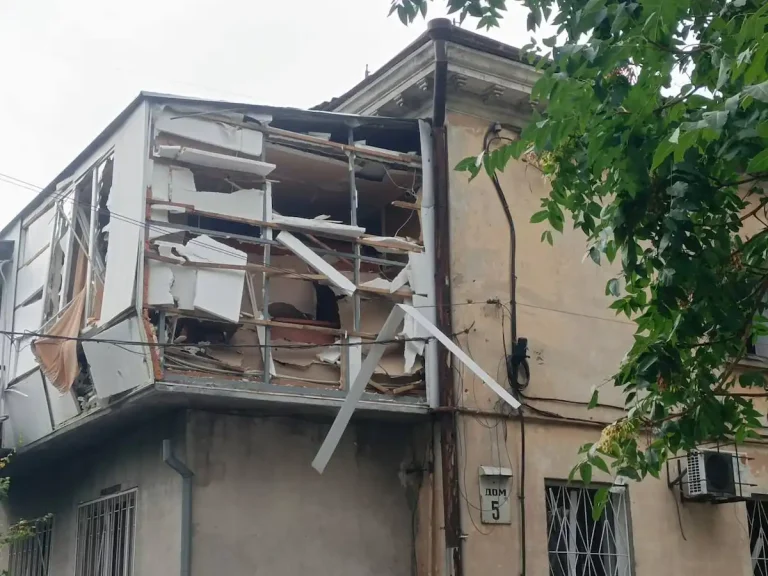 Одеса після ранкового нападу: масштабні руйнування і постраждалі — перші подробиці (фото, оновлено)