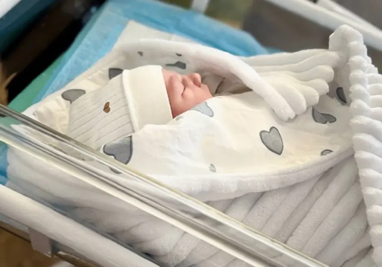 Першим під час святкування Дня міста в Одесі з’явився на світ хлопчик Роман (фото)