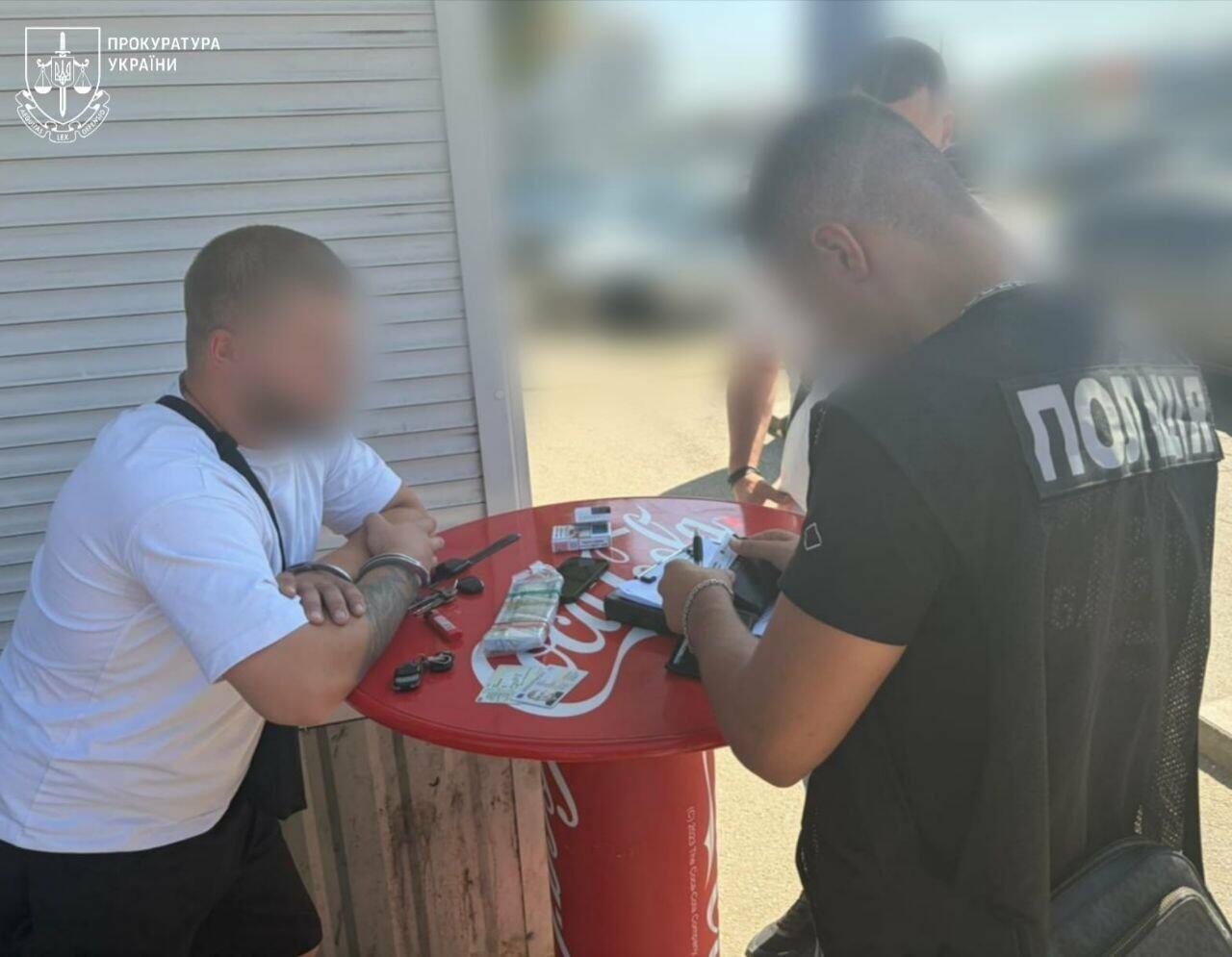 В Одещині затримали 24-річного, який пропонував «вирішити» інвалідність за $15 тис