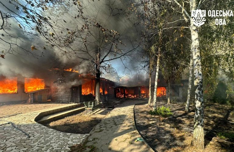 Удар по Одещині 20 вересня: реактивні дрони влучили в житловий сектор — оновлюється
