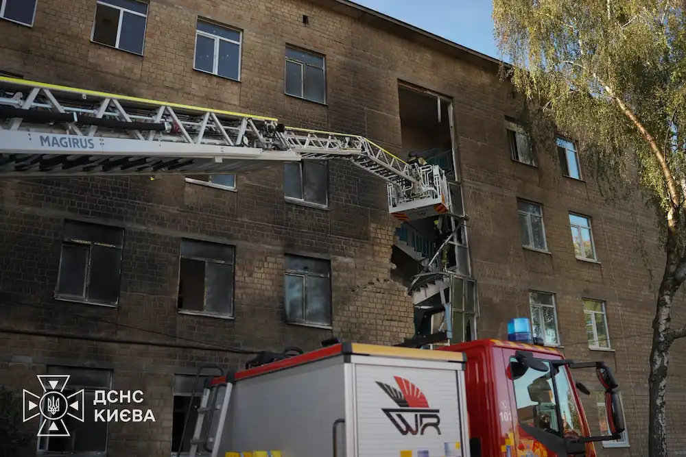 удар по школі у Києві