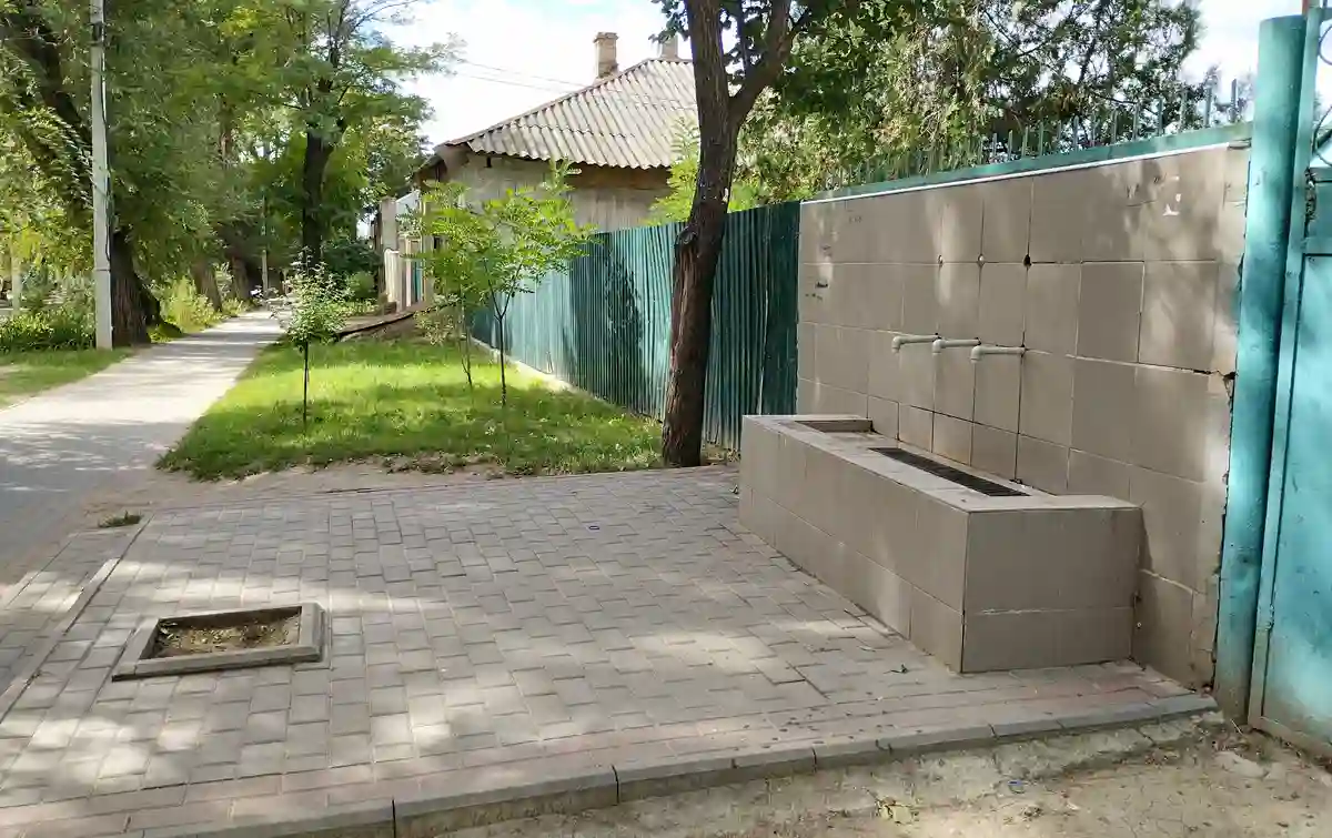 Бювет поблизу автостанції у Болграді