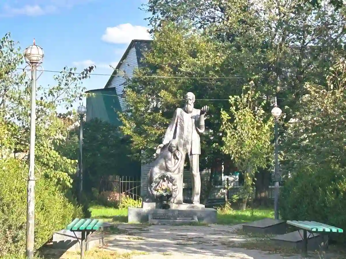 Пам'ятник жертвам Голокосту у Балті
