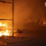 Атака дронів в Одесі спричинила пожежу на підприємстві — на місці працювали 50 рятувальників