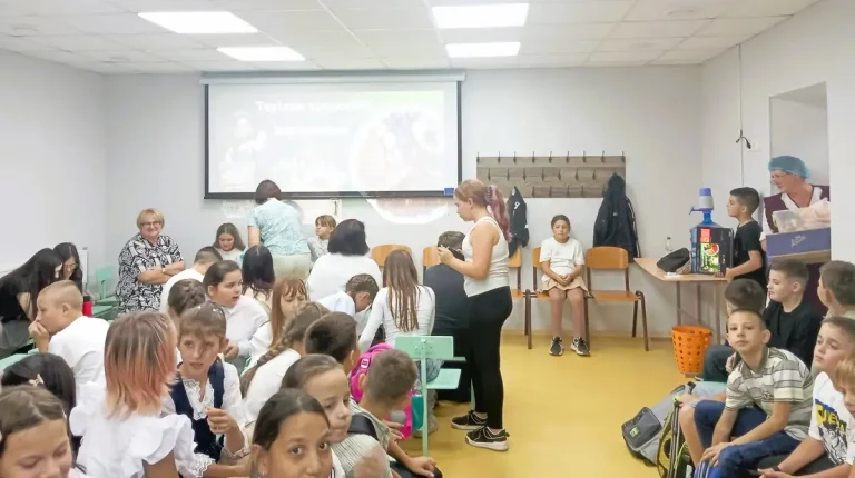 Під обстрілами і без захисту: шкільне життя на півдні Одещини під час тривог