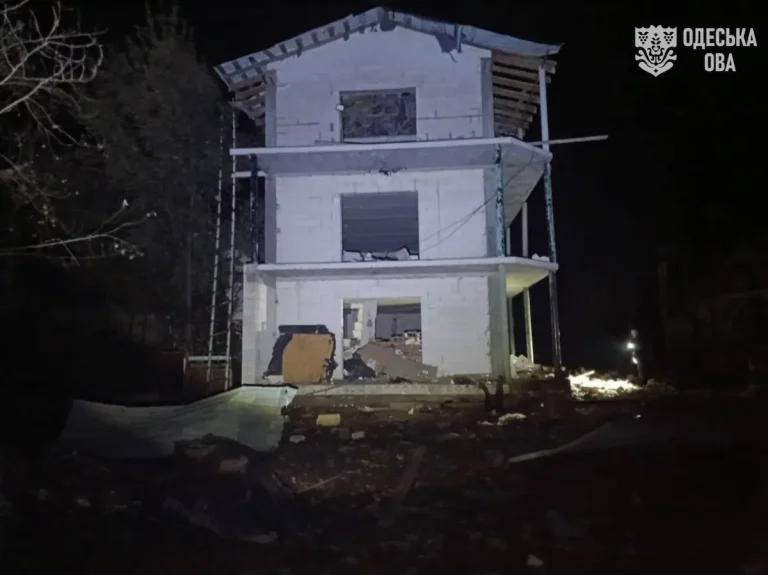 Вночі в Одеській області здійснили напад: ушкоджено об'єкт електромережі та рекреаційний комплекс