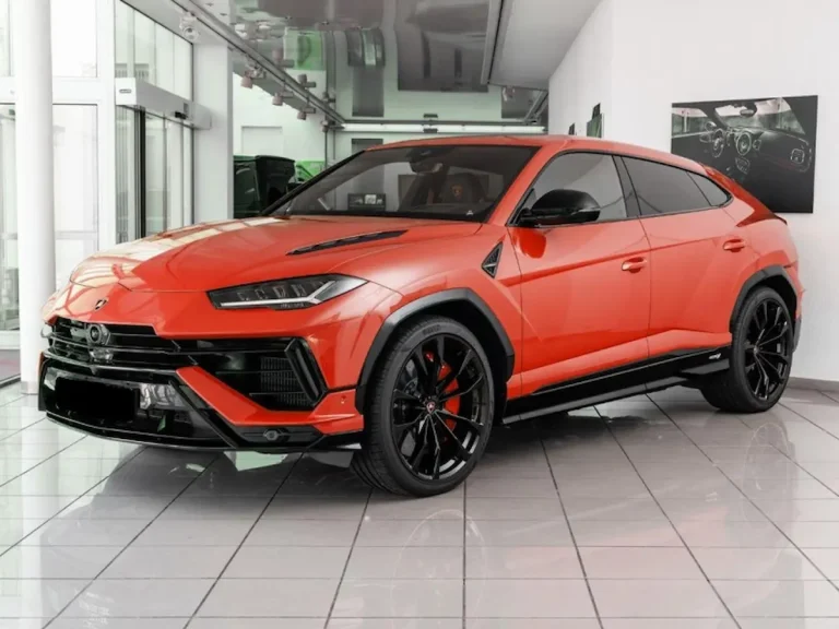 Розкішний Lamborghini, який раніше був у користуванні втікача, знаного як «дорожній король», виставлять на торги в Одесі