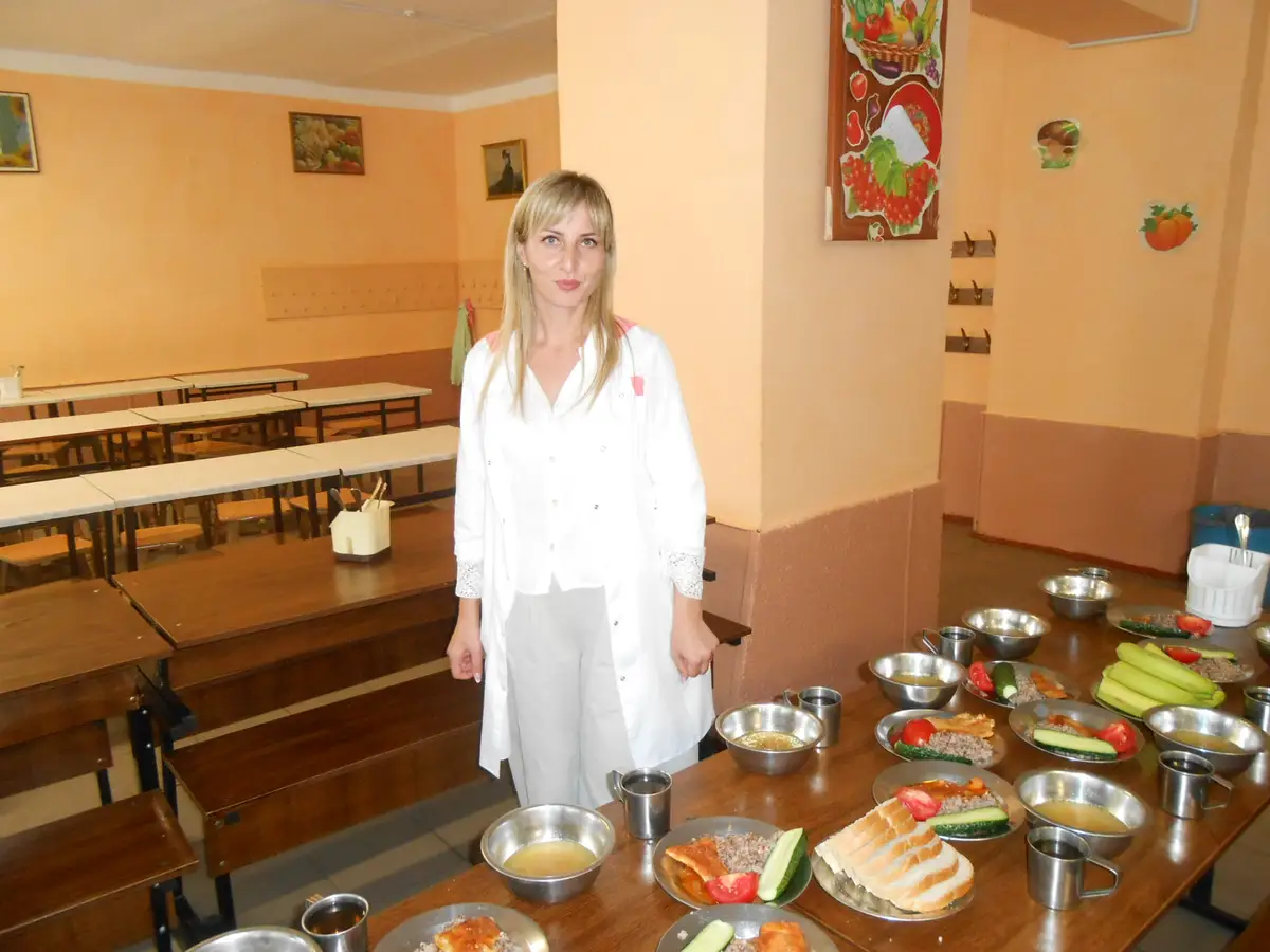 Леся Стадник, медсестра Бессарабського ліцею