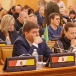 В Одесі відхилили ініціативу про тимчасову заборону культурних творів російською — люди скандували «Ганьба!»